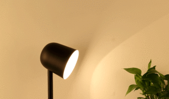 光影新美学 个性创意简约台灯，点亮工作与生活的诗意角落